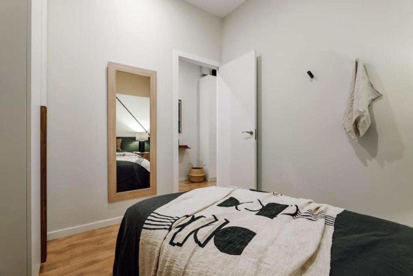 Luiza - 3 Bedroom In Eixample Dreta Barcelone